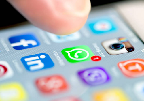 Η WhatsApp σύντομα θα σας επιτρέπει να απαντάτε ιδιωτικά σε ομάδες με το Reply Privately
