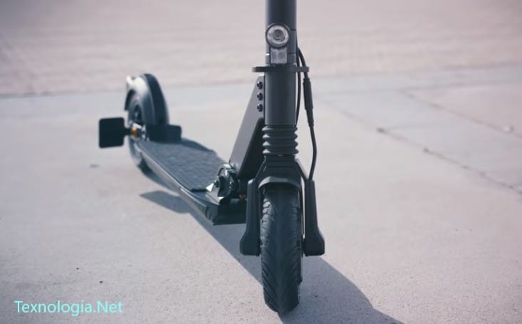 Mercedes eScooter, το νέο ηλεκτρικό πατίνι της εταιρείας