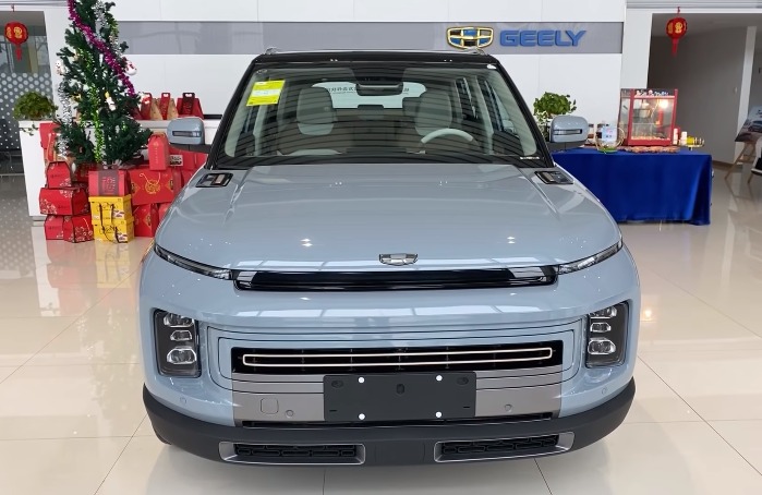 Daimler και Geely θα κατασκευάσουν νέους βενζινοκινητήρες για υβριδικά οχήματα