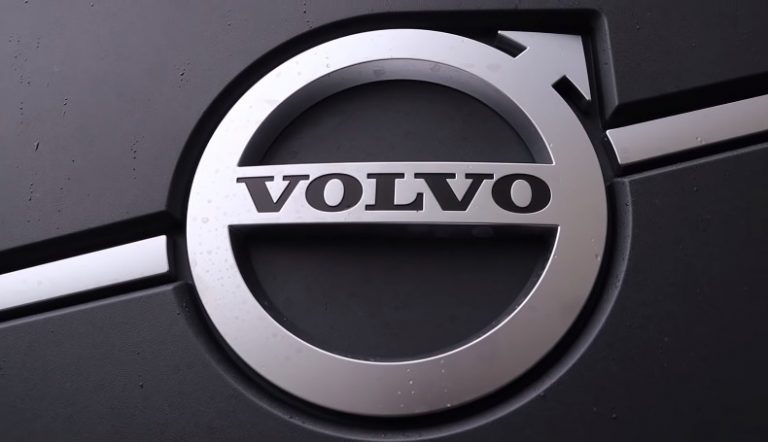Η Volvo Trucks φέρνει την Alexa στα φορτηγά της