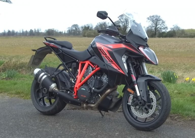 KTM 1290 Super Duke GT