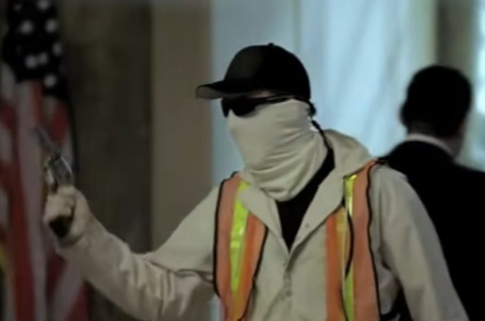 Inside Man (2006). Ο υποκινητής