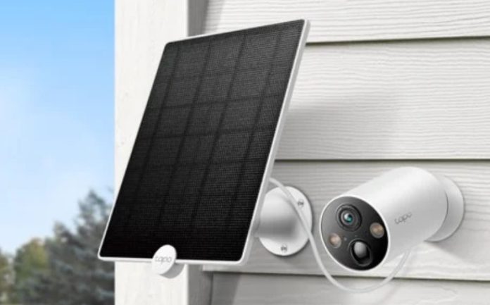 TP-Link, η κάμερα ασφαλείας Tapo C425 φορτίζει με ηλιακό πάνελ