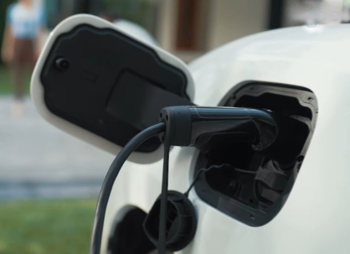 Αμφίδρομη φόρτιση στο ηλεκτρικό αυτοκίνητο. Πως να εξοικονομήσεις χρήματα