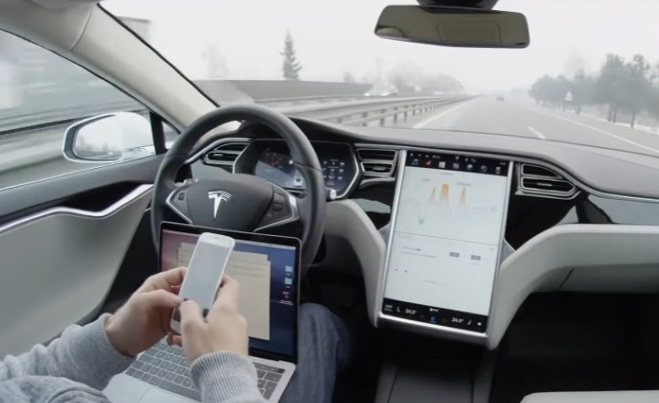 Σε ποιες περιπτώσεις τα αυτόνομα οχήματα είναι ασφαλέστερα από αυτά που οδηγούν άνθρωποι;