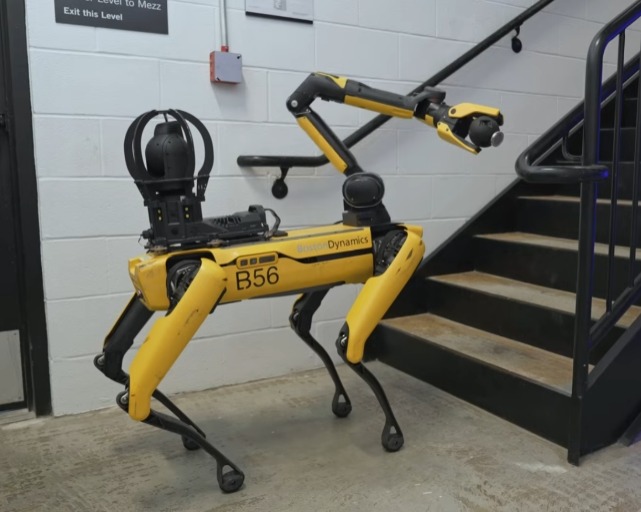 skyloi-rompot-sti-dioxi-narkotikon-stin-ollandiki-astynomia Σκύλοι ρομπότ στη δίωξη ναρκωτικών στην ολλανδική αστυνομία