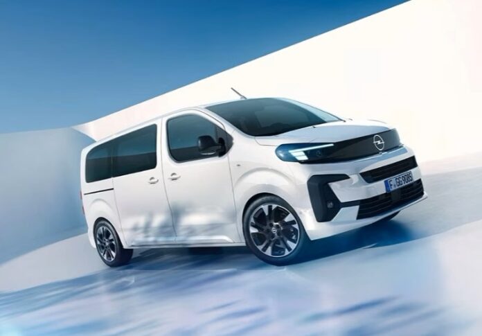 Η Opel μειώνει την τιμή του Zafira κατά 15.000 ευρώ