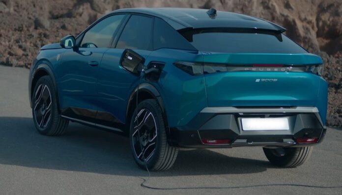 Peugeot 3008: Πάνω από 50.000 παραγγελίες για το νέο SUV. Το 25% είναι ηλεκτρικά