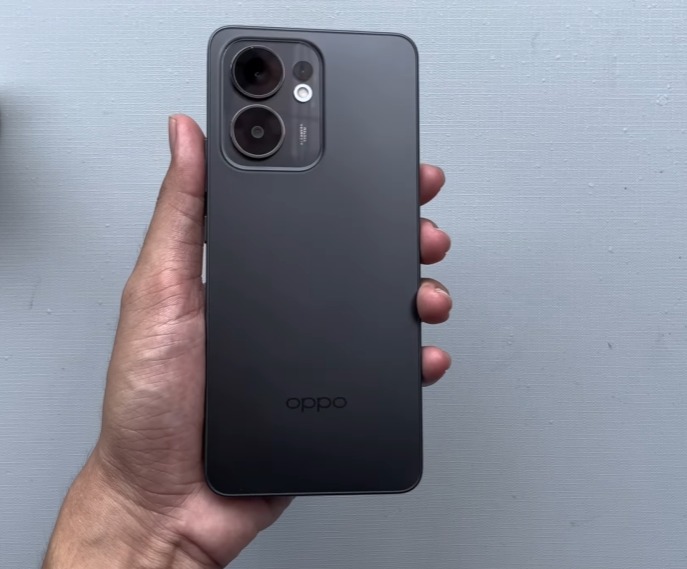 Oppo Reno13 F 5G κριτική: Ένα mid-range κόσμημα