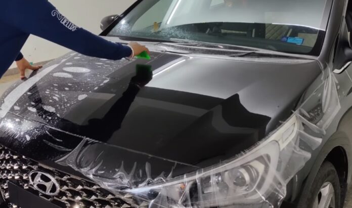 Μεμβράνη προστασίας χρώματος (PPF) αυτοκινήτου. Σκοπός, πως λειτουργεί, οφέλη και μειονεκτήματα