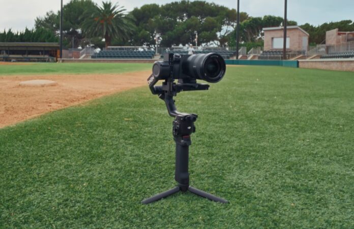 DJI RS 5: Νέος σταθεροποιητής Ronin με έξυπνο tracking και έως 30 ώρες αυτονομία (τιμή & διαθεσιμότητα)