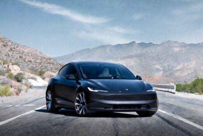 Tesla: Το Full Self-Driving θα πωλείται από 14 Φεβρουαρίου μόνο ως συνδρομή