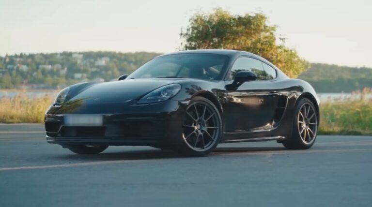 Η Porsche φρενάρει τις ηλεκτρικές 718: Τέλος για Cayman & Boxster;