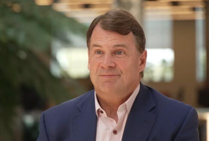 Γιατί ο CEO της Ford ανησυχεί για τα κινεζικά ηλεκτρικά αυτοκίνητα στις ΗΠΑ