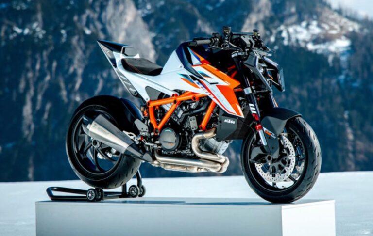 KTM 1390 super duke rr 2026: η πιο ακραία naked της πίστας
